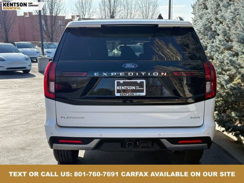 Used 2025 Ford Expedition Max Platinum image 7