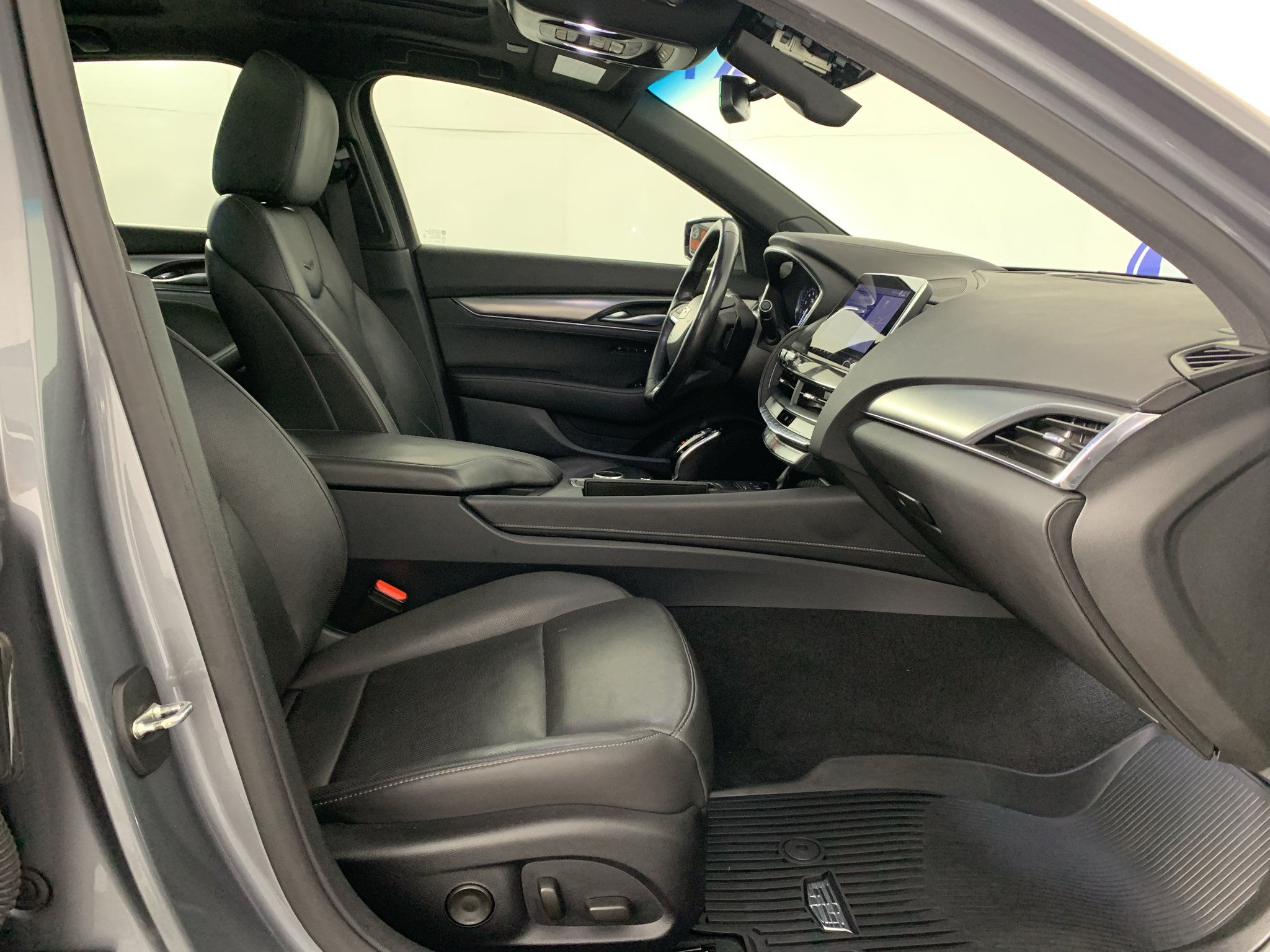 Used 2020 Cadillac CT5 Premium Luxury RWD image 34