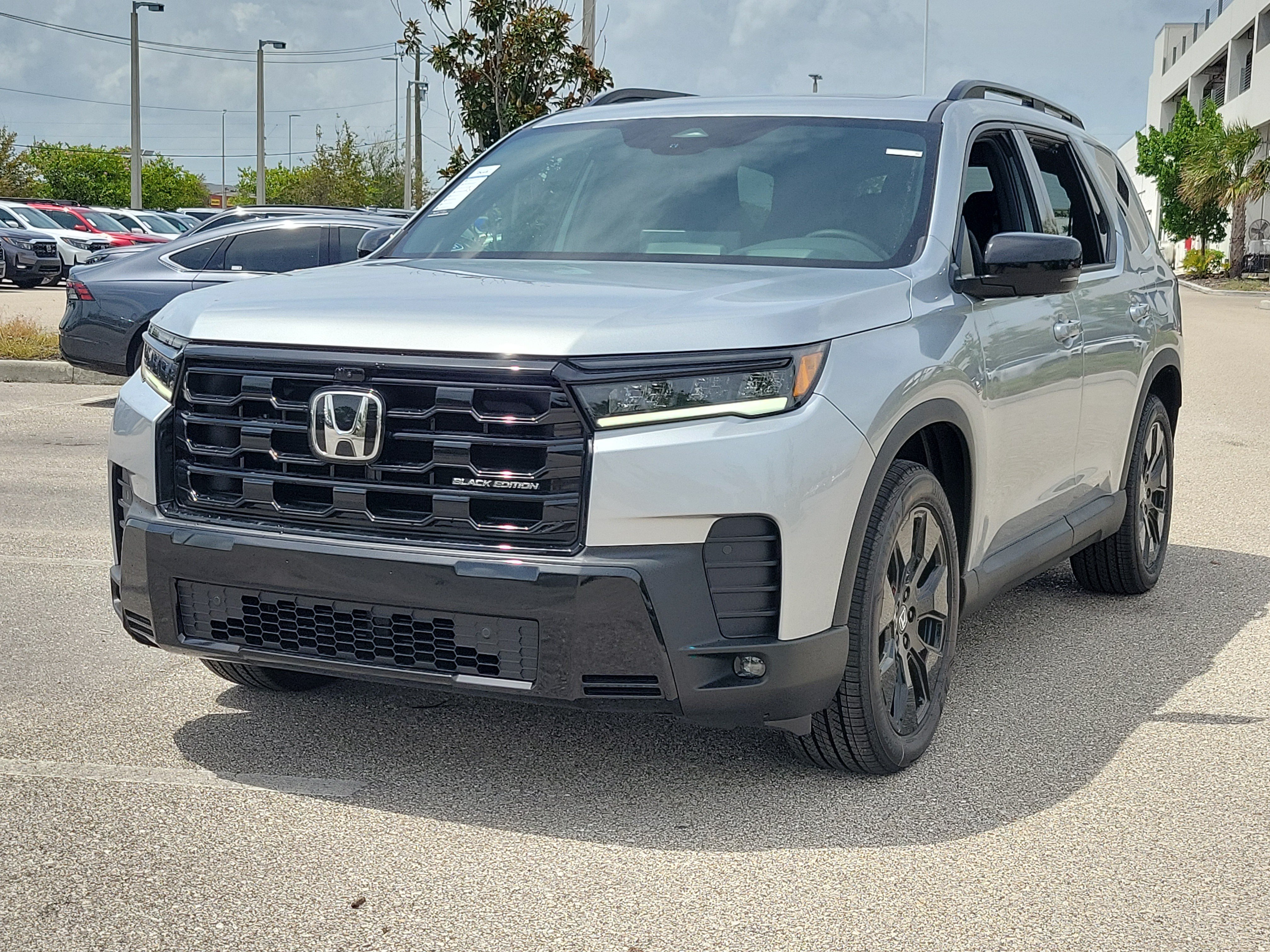 New 2026 Honda Pilot Black Edition image 3