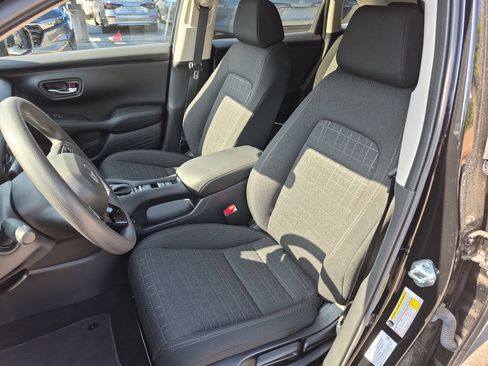 Certified 2026 Honda HR-V LX image 13