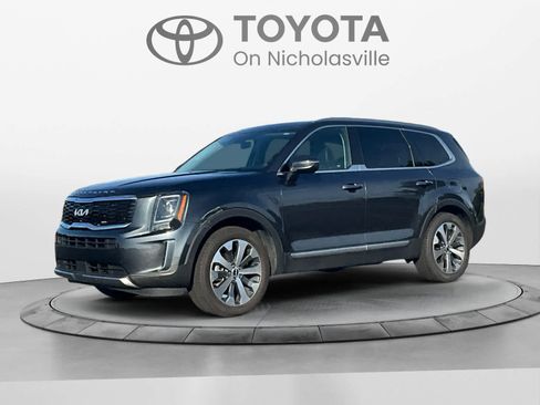 Used 2022 Kia Telluride S FWD image 1