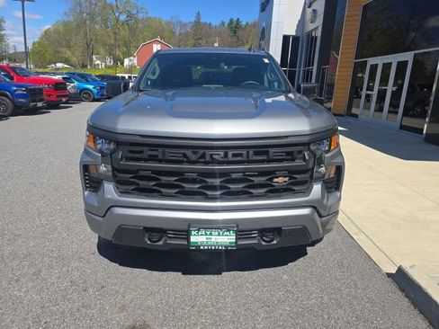 Used 2024 Chevrolet Silverado 1500 Custom AWD/4WD image 2