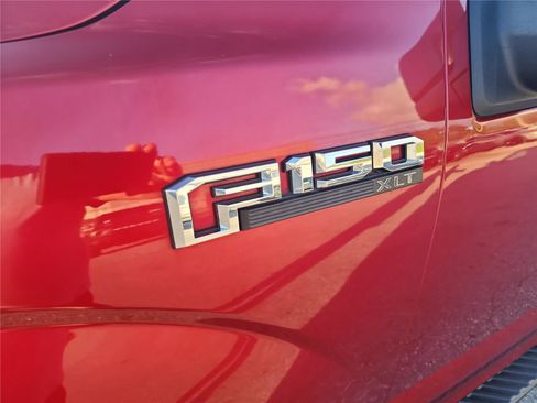 Used 2019 Ford F150 XLT w/ Equipment Group 302A Luxury image 10