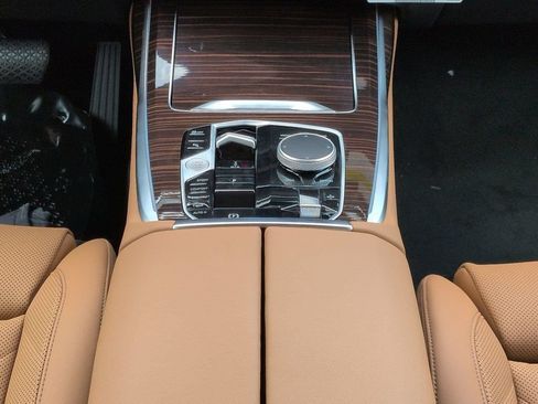 New 2027 BMW X7 xDrive40i w/ Premium Package AWD/4WD image 19
