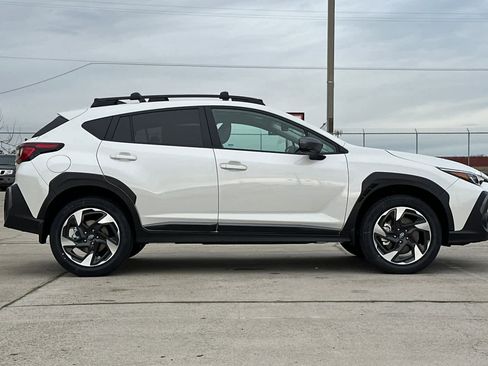 New 2026 Subaru Crosstrek 2.5i Limited w/ Crosstrek Mirror Package image 2