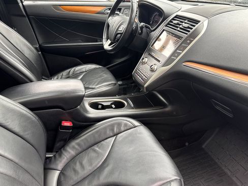 Certified 2019 Lincoln MKC Reserve AWD/4WD image 16