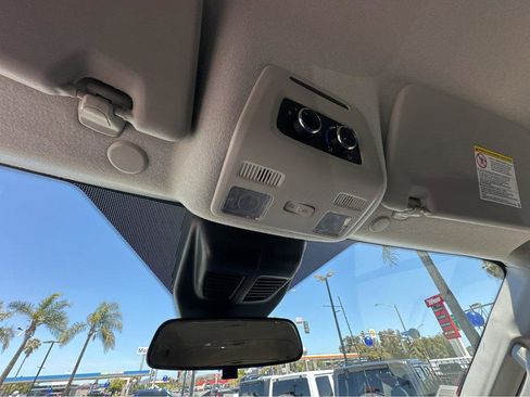 Used 2024 Ford Transit 350 XLT RWD image 24