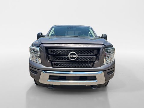 Certified 2024 Nissan Titan SV w/ SV Convenience Package AWD/4WD image 9
