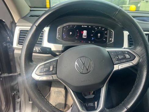 Used 2022 Volkswagen Atlas SEL Premium AWD/4WD image 11