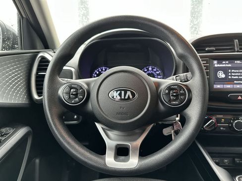 Used 2020 Kia Soul LX FWD image 23