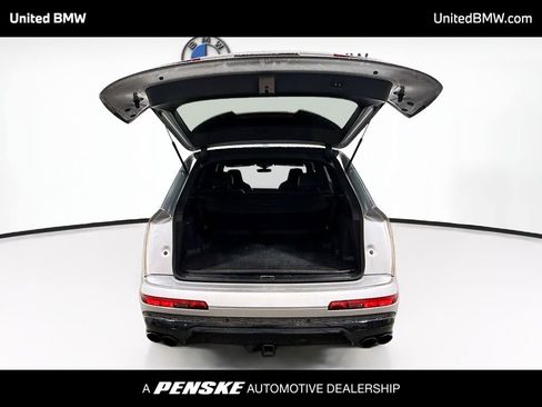 Used 2020 Audi SQ7 Premium Plus w/ S Executive Package image 14