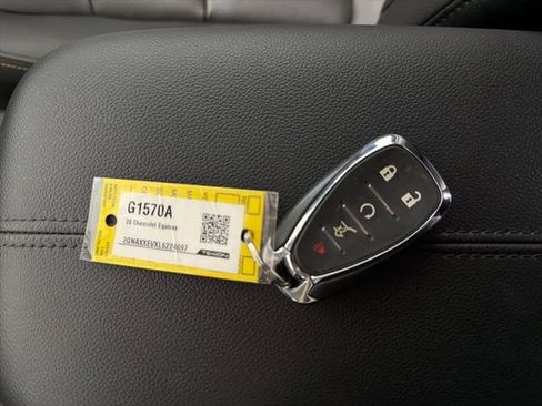 Used 2020 Chevrolet Equinox Premier image 40