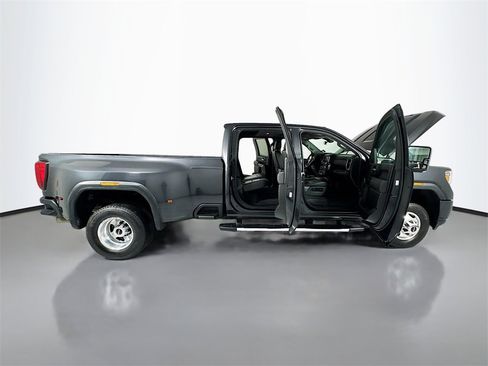 Used 2020 GMC Sierra 3500 Denali w/ Denali Ultimate Package image 30