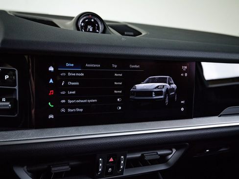 New 2026 Porsche Cayenne S AWD/4WD image 18