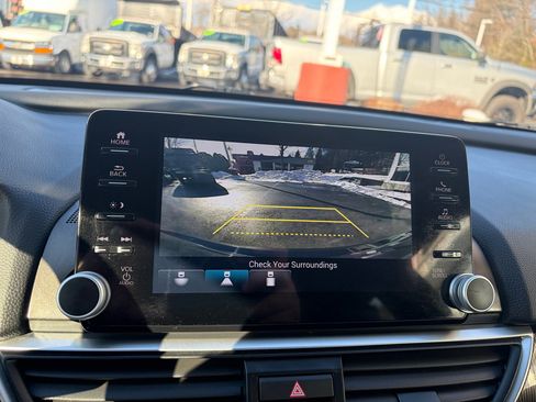 Used 2021 Honda Accord Sport image 29