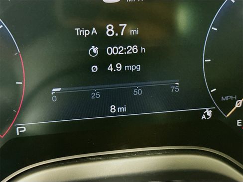 New 2025 Maserati Grecale GT image 13