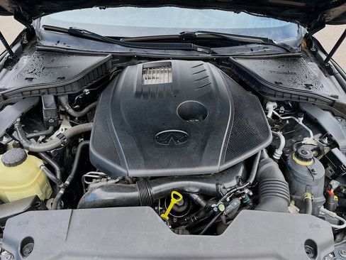 Used 2017 INFINITI Q60 2.0t w/ Moonroof Package image 28