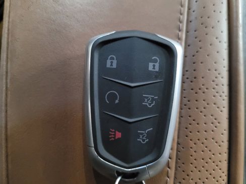 Used 2015 Cadillac Escalade ESV Platinum AWD/4WD image 32