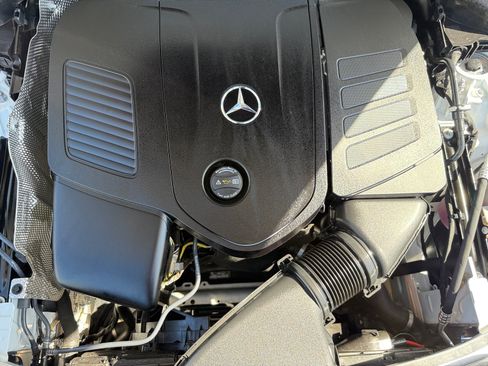 Used 2026 Mercedes-Benz GLC 300 4MATIC image 22