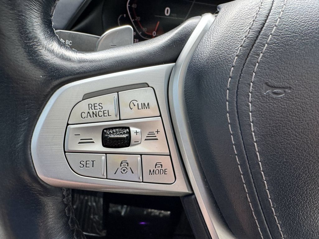 Used 2019 BMW X7 xDrive40i w/ Premium Package AWD/4WD image 34