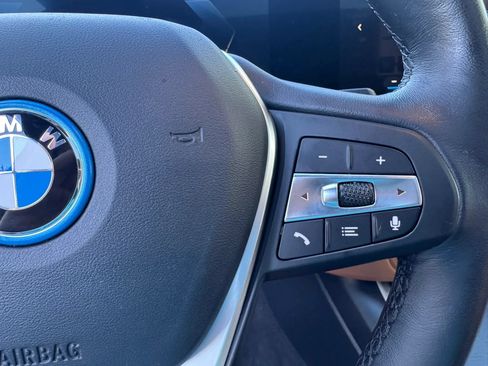 Used 2023 BMW i4 eDrive35 w/ Premium Package RWD image 30