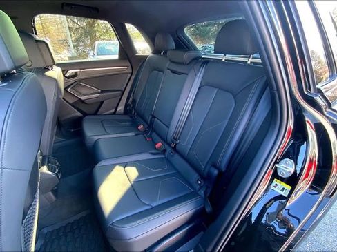 Used 2025 Audi Q3 2.0T Premium w/ Convenience Package image 20