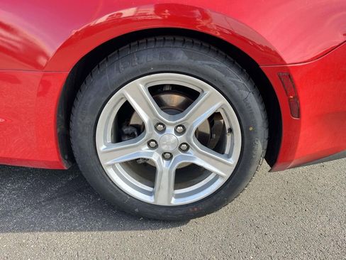 Used 2018 Chevrolet Camaro LT image 11