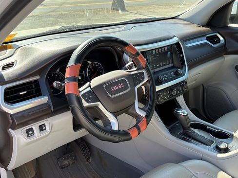 Used 2019 GMC Acadia SLT FWD image 11