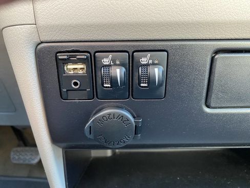 Used 2016 Toyota Sienna XLE w/ XLE Navigation Package AWD/4WD image 41