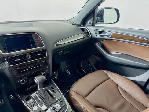 Used 2015 Audi Q5 2.0T Premium Plus w/ Technology Package image 24