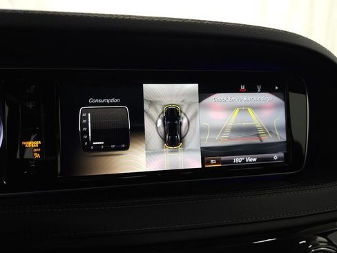 Used 2014 Mercedes-Benz S 550 Sedan w/ Sport Package Plus One image 25