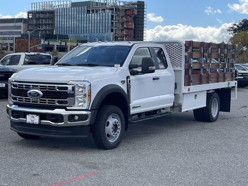 New 2024 Ford F450 XL image 3