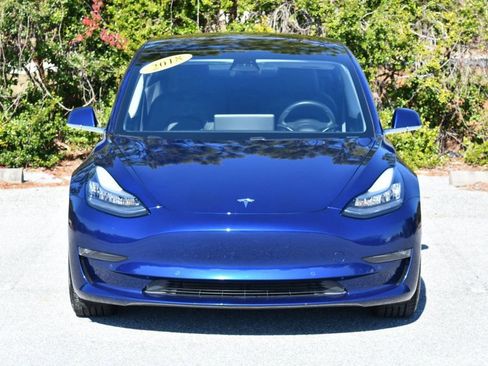 Used 2018 Tesla Model 3 Mid Range image 36