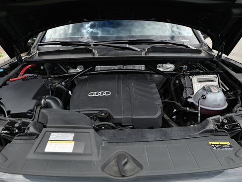 Used 2023 Audi Q5 2.0T Premium w/ Convenience Package AWD/4WD image 29