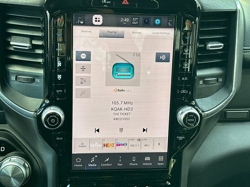 Used 2025 RAM 1500 Laramie image 17