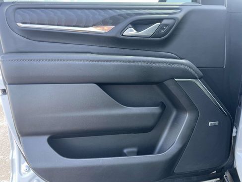 Used 2022 GMC Yukon Denali AWD/4WD image 17