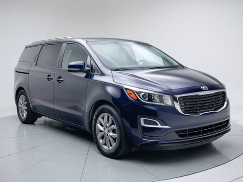 Used 2019 Kia Sedona EX FWD image 9