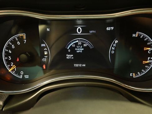 Used 2020 Jeep Grand Cherokee Laredo w/ Laredo X Package image 15