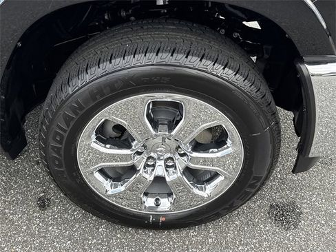 New 2026 RAM 1500 2WD Crew Cab image 12