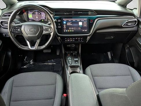 Used 2022 Chevrolet Bolt LT image 16