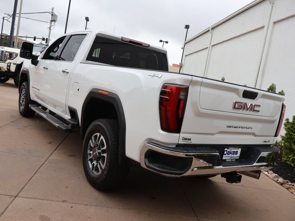 Certified 2025 GMC Sierra 2500 SLT AWD/4WD image 4