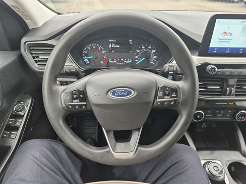 Certified 2022 Ford Escape SE image 25