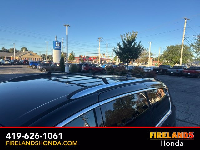 Used 2017 Chrysler Pacifica Touring-L Plus w/ Tire & Wheel Group FWD image 10
