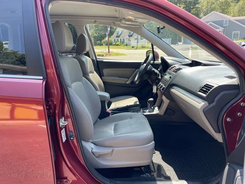 Used 2015 Subaru Forester 2.5i Limited image 12