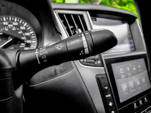 Used 2018 INFINITI Q50 Red Sport 400 w/ Sensory Package (Sport) image 55