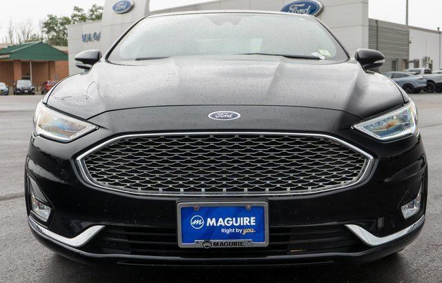 Used 2020 Ford Fusion Energi Titanium FWD image 3