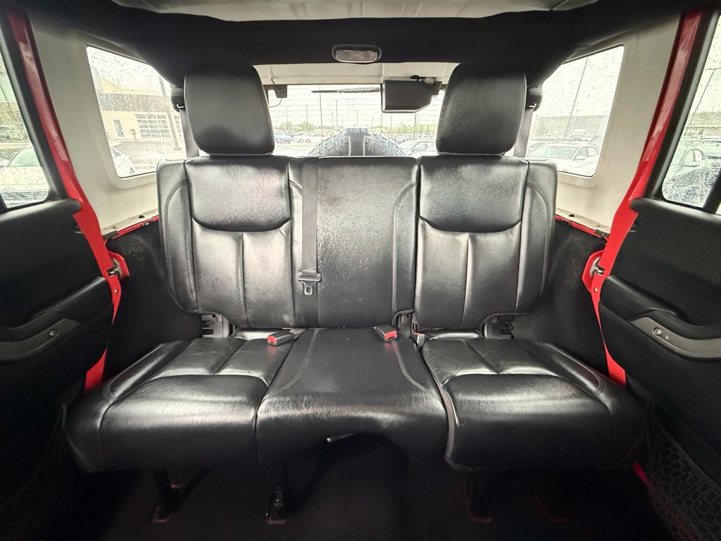 Used 2013 Jeep Wrangler Unlimited Sahara AWD/4WD image 30
