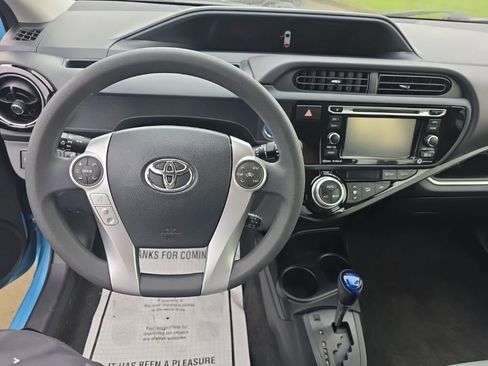 Used 2016 Toyota Prius C Three image 12