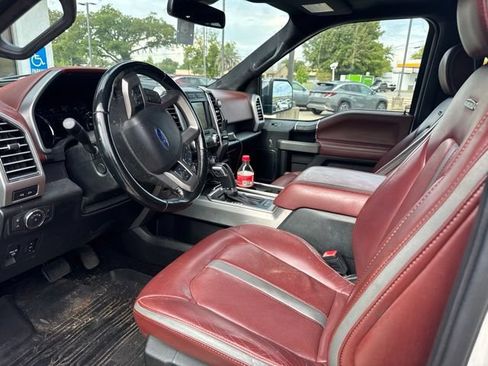 Used 2019 Ford F150 Platinum w/ Equipment Group 701A Luxury AWD/4WD image 18