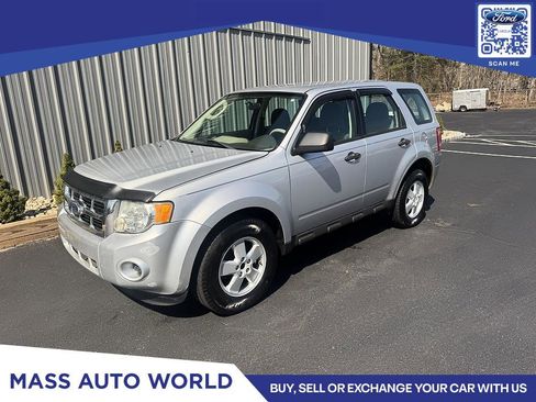 Used 2011 Ford Escape XLS w/ 101A Rapid Spec Order Code FWD image 2